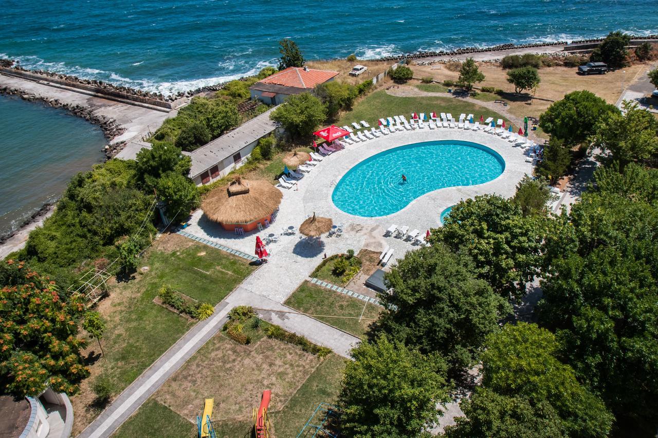 Hotel Kremikovci Kiten  Exterior photo